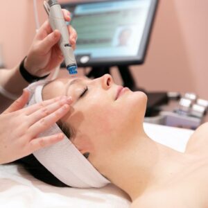 Acne-Clarifying Hydra Facial