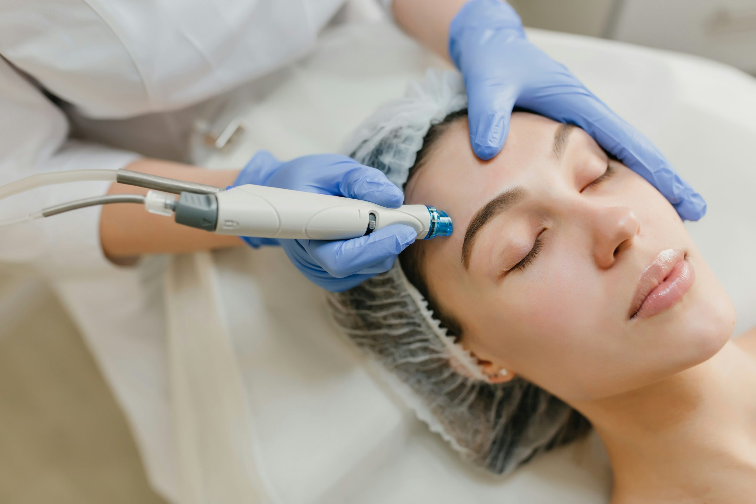 Thread lift consultation About.Skin Dubai clinic